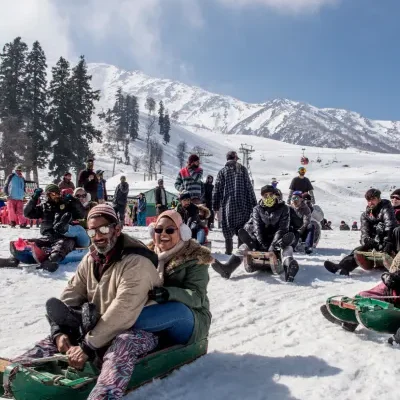 Kashmir Holiday Tour Package