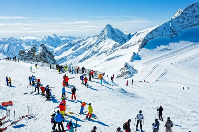 Kashmir Group Tour Package