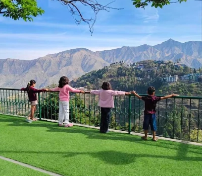 Dehradun Mussoorie Family Tour Package