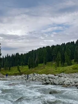 Complete Kashmir Tour Package with Doodhpathri